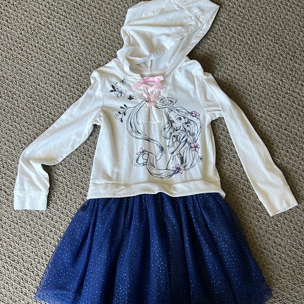 Disney Tangled dress. Size 6